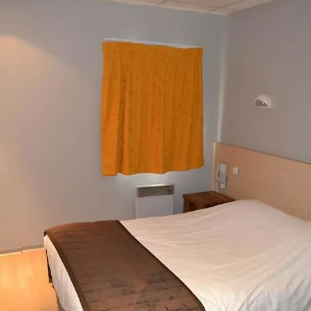 Lac'hotel France מלון Montréal La Cluse