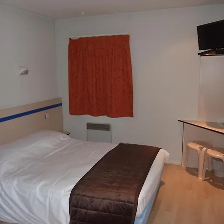 Lac'hotel France מלון 2*
