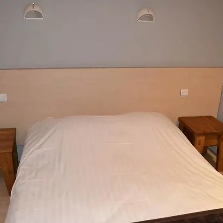 מלון Lac'hotel France Montréal La Cluse